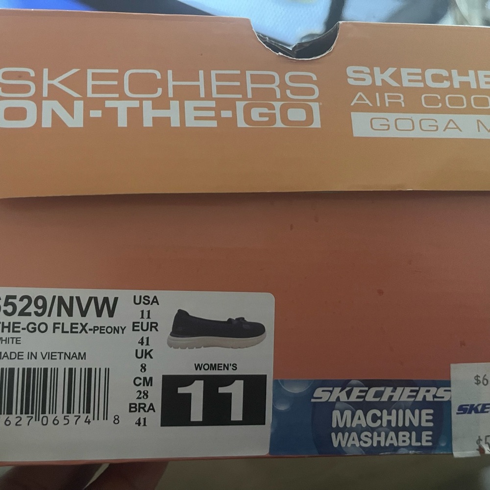 Skechers Women's On-The-Go Flex Peony - White